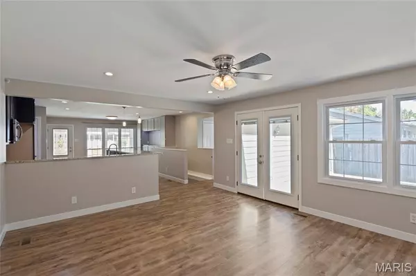 Fenton, MO 63026,82 May Valley LN