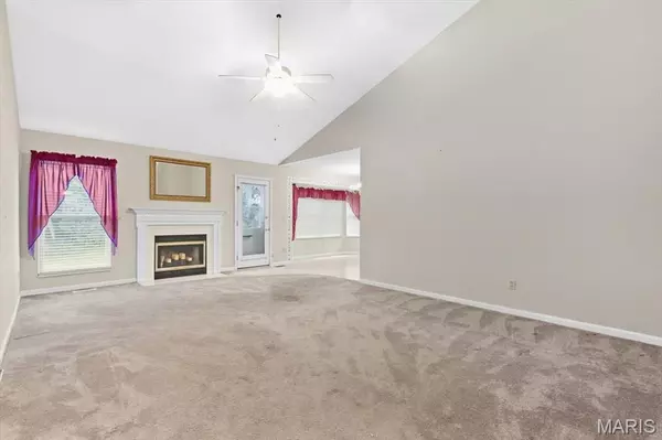 Maryland Heights, MO 63043,2924 Galaxy PL