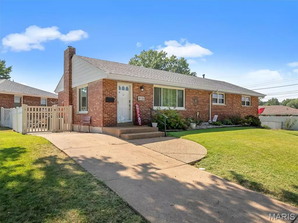 St Louis, MO 63123,8120 Parkridge DR