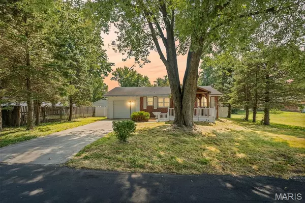 East Alton, IL 62024,767 1st AVE