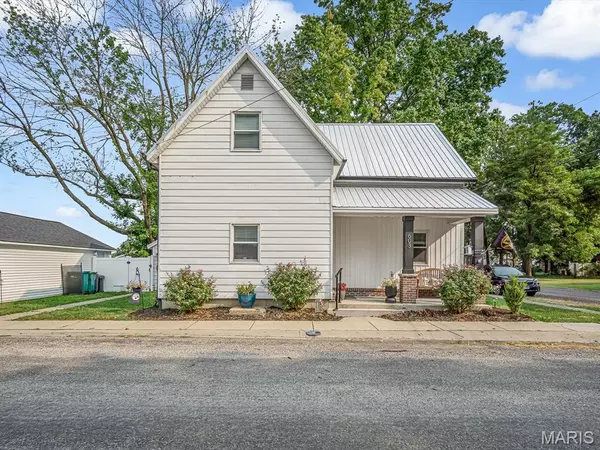 603 W White ST, Millstadt, IL 62260