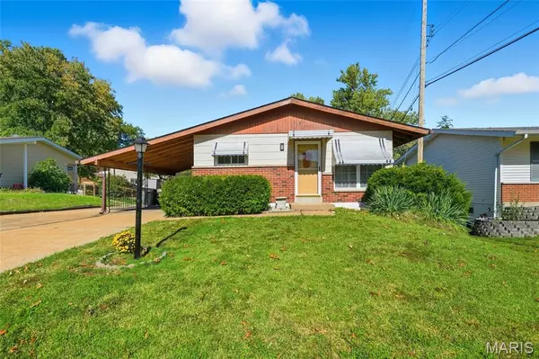 141 Stallard LN, St Louis, MO 63129