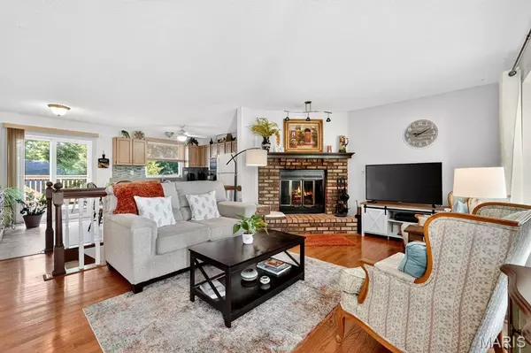 St Peters, MO 63376,10 Eagles Glen CT