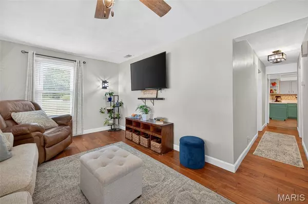 Smithton, IL 62285,214 N Smith ST