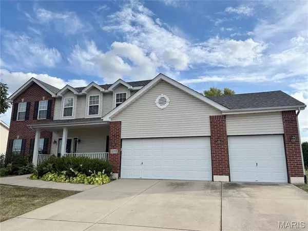 2244 Haverford DR, Shiloh, IL 62221