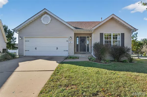 611 Midland DR, O'fallon, MO 63366