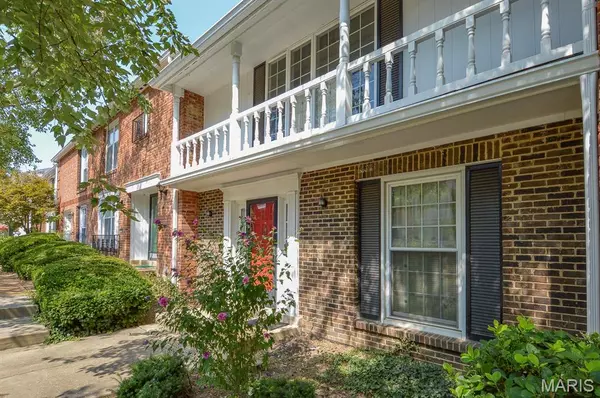 Chesterfield, MO 63141,13417 Forestlac DR