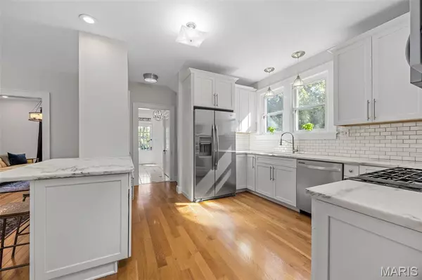 St Charles, MO 63301,553 Lewis ST