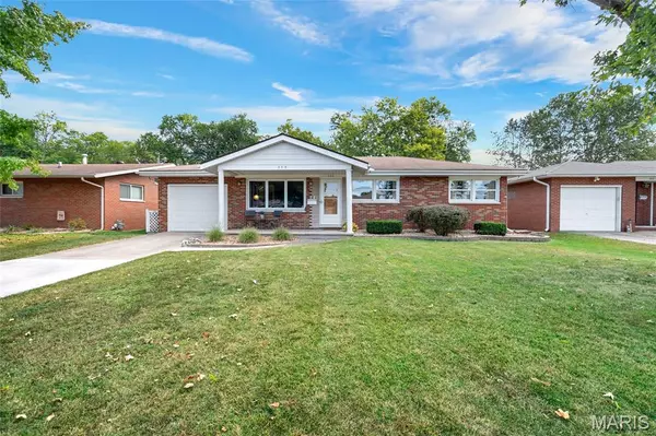 Wood River, IL 62095,959 Cedar DR