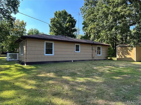 Sparta, IL 62286,221 W Belmont ST