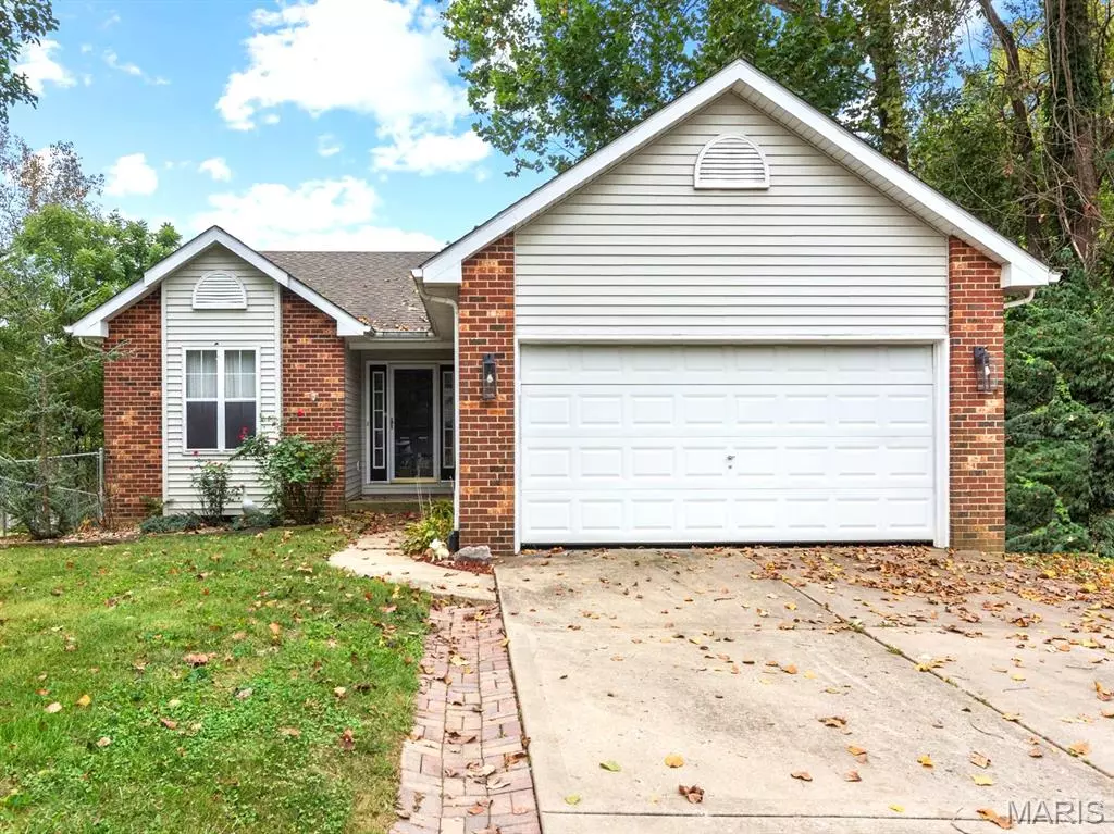 Glen Carbon, IL 62034,55 Brenda ST