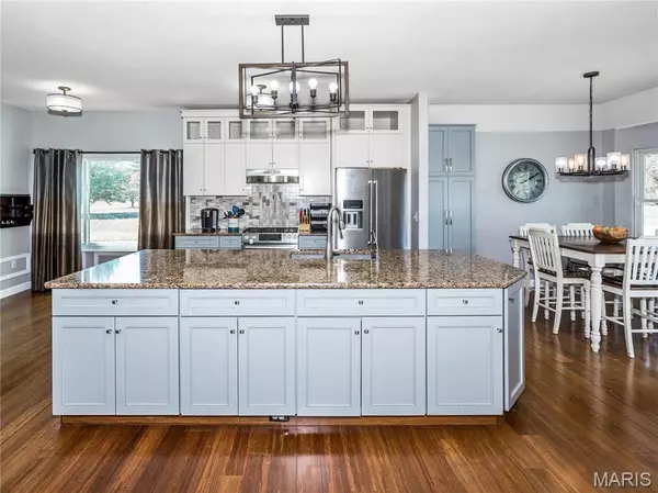 Troy, IL 62294,7853 Lebanon RD