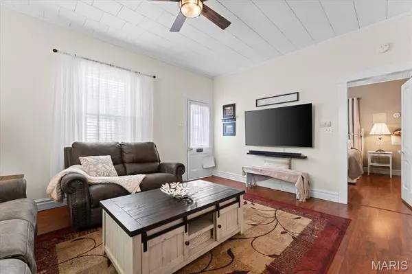 Red Bud, IL 62278,304 E South 1st ST