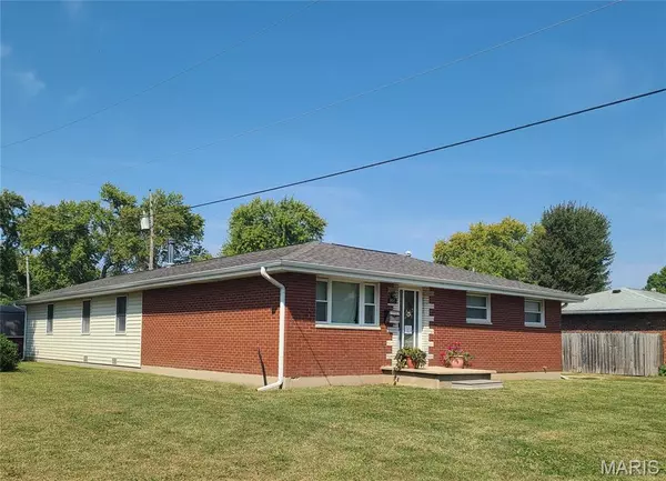 Bethalto, IL 62010,805 Sanders ST