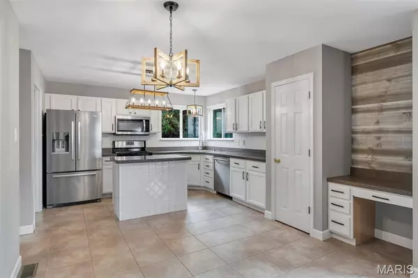 Fenton, MO 63026,1077 Big Sky Drive