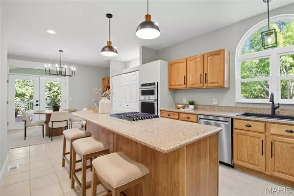 Weldon Spring, MO 63304,651 Clifden DR