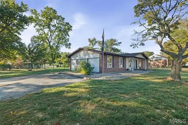 Godfrey, IL 62035,333 Mercury DR