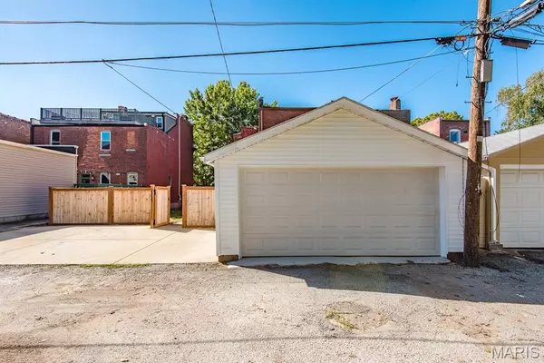 St Louis, MO 63118,2115 Arsenal ST