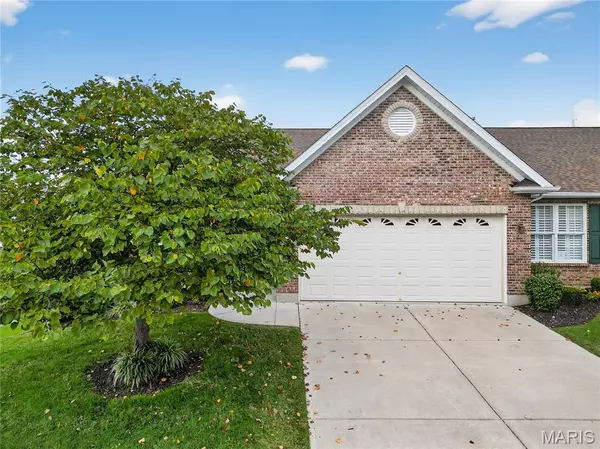 239 Crystal Ridge DR, O'fallon, MO 63366