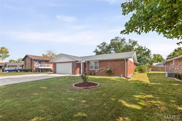 Dupo, IL 62239,646 Marian DR