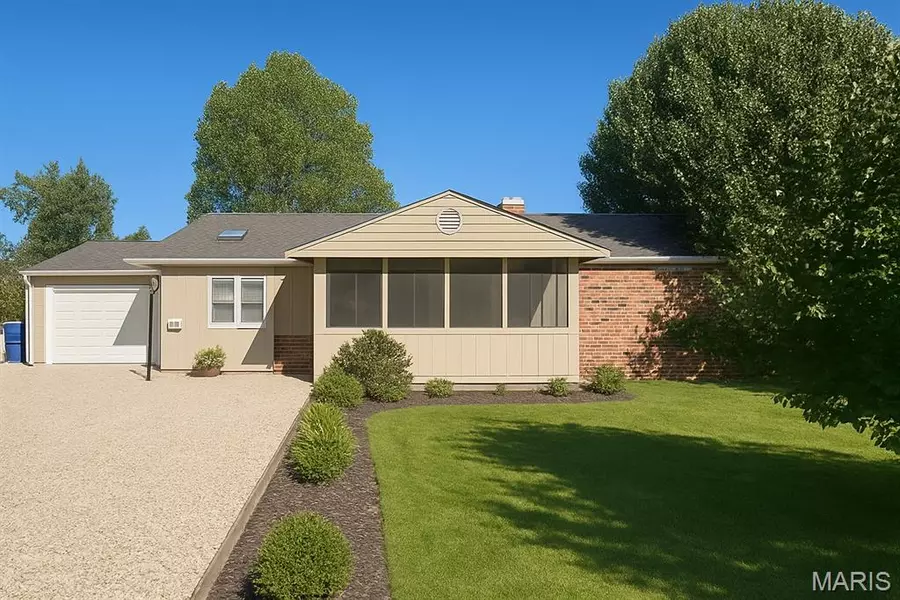 312 Sunshine DR, Festus, MO 63028