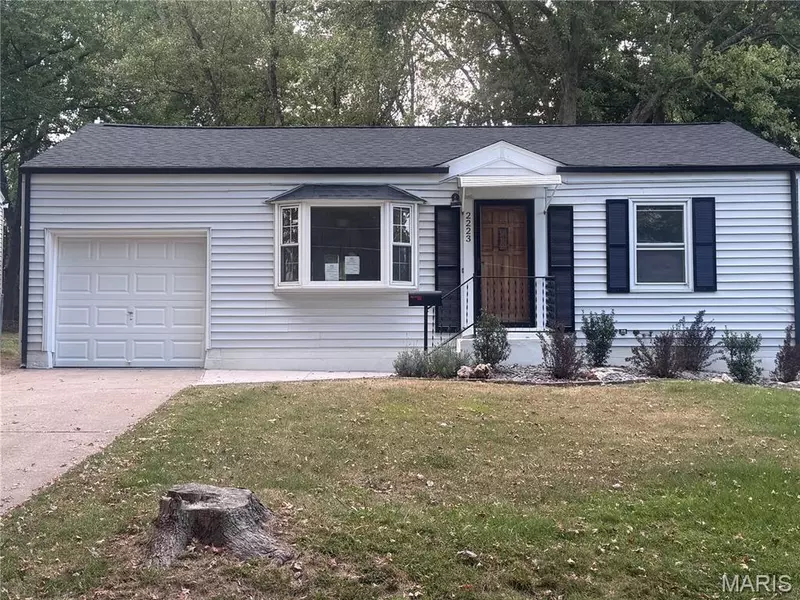 2223 Burns AVE, Overland, MO 63114