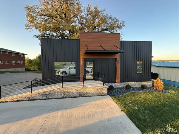 2552 Independence ST, Cape Girardeau, MO 63703