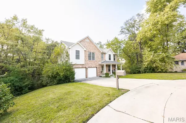 Fairview Heights, IL 62208,224 Hall Point