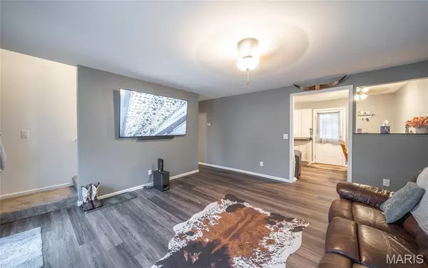 Bowling Green, MO 63334,320 W South Street