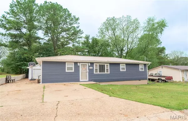 506 Vaden, Poplar Bluff, MO 63901