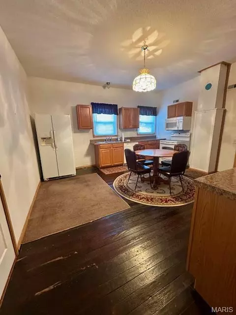 Jackson, MO 63755,211 N Russell AVE