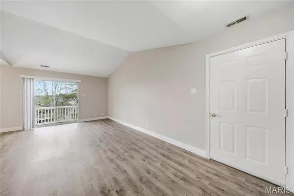 Unincorporated, MO 63129,4248 Kingbolt BLVD #D