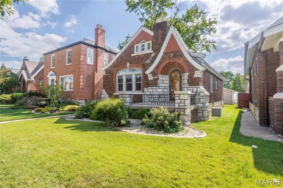 5740 Milentz AVE, St Louis, MO 63109