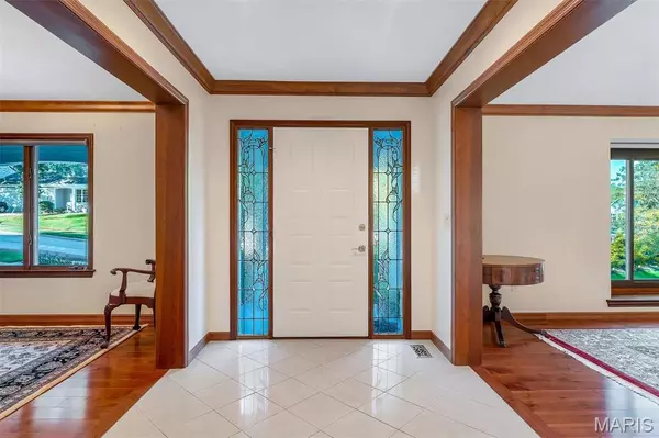 Ballwin, MO 63021,614 Carman Forest LN