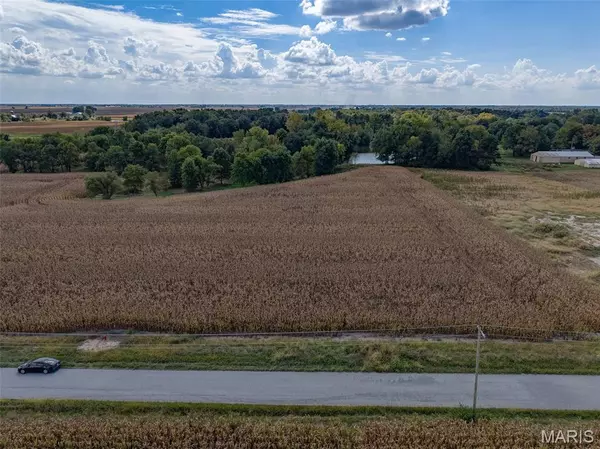 Edwardsville, IL 62025,8034 Jerusalem RD