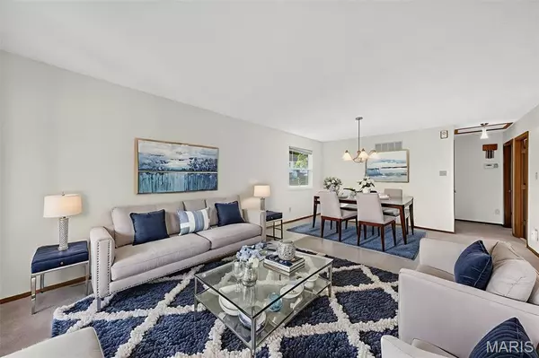 Florissant, MO 63031,2 Taylor Trail PL