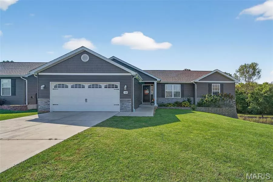 209 Rockford DR, Troy, MO 63379
