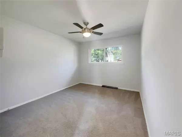 Arnold, MO 63010,420 June DR