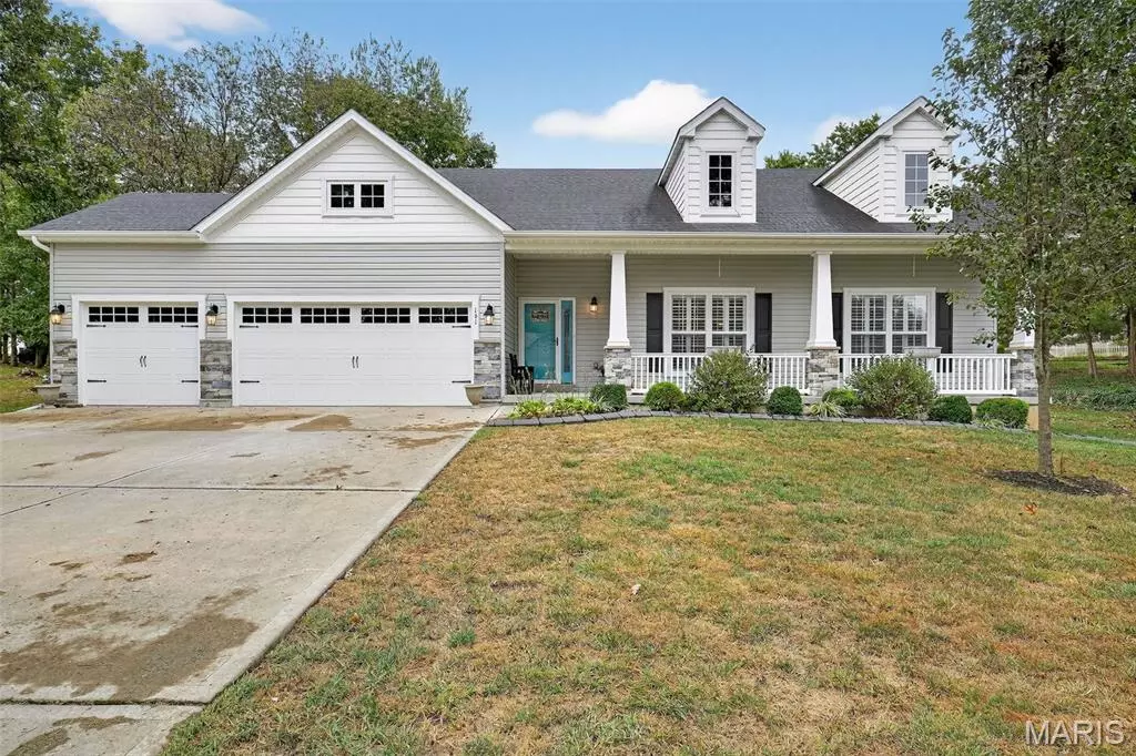 Troy, MO 63379,161 Bluffview DR