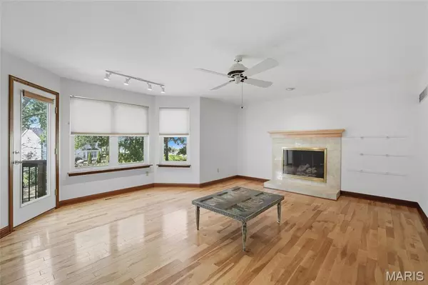 Chesterfield, MO 63005,2113 Bow Tree CT