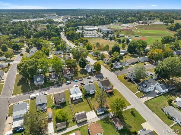 Washington, MO 63090,810 W 8th ST