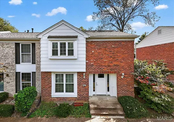 857 Coalport DR, St Louis, MO 63141