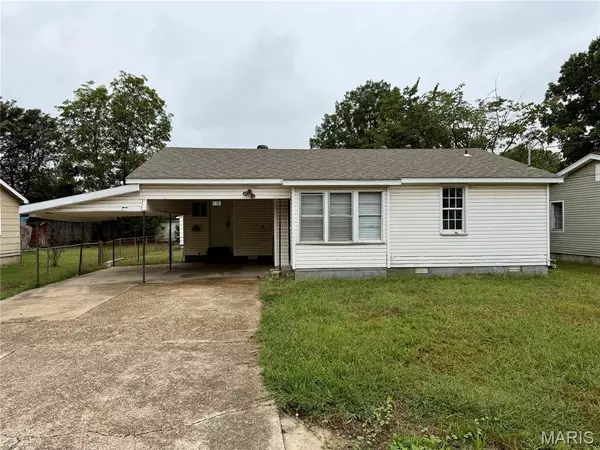 2015 Arkansas AVE, Poplar Bluff, MO 63901