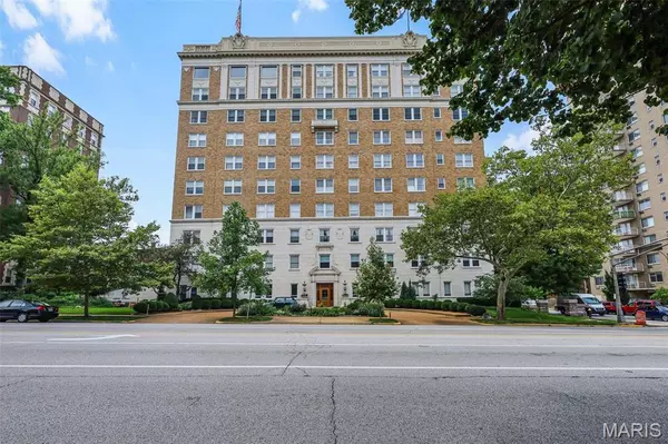 709 S Skinker BLVD #601, St Louis, MO 63105