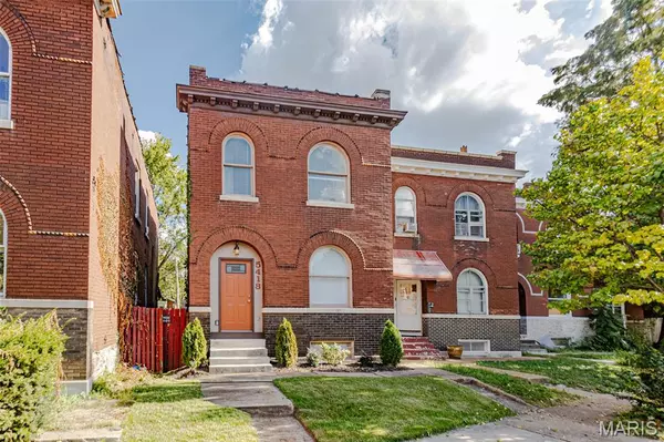 5418 Virginia AVE, St Louis, MO 63111