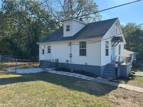 St Clair, MO 63077,290 E Oak ST