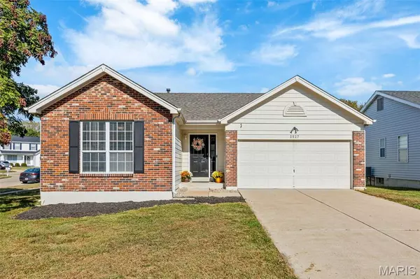 2527 Barrett Place DR, Ballwin, MO 63021