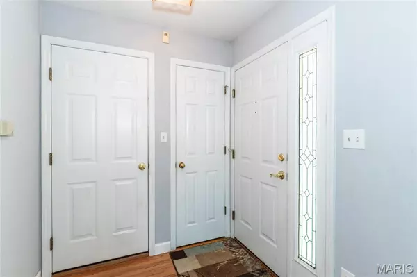 Maryland Heights, MO 63043,11956 Autumn Lakes DR