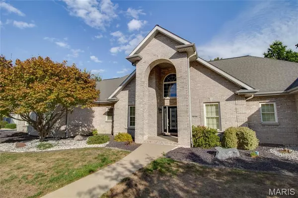 Godfrey, IL 62035,1200 White Oak TRL