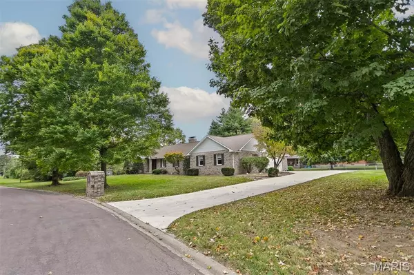 Collinsville, IL 62234,3 Burdick Creek RD